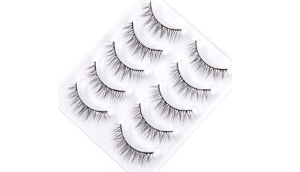 Pointed tail eyelashes